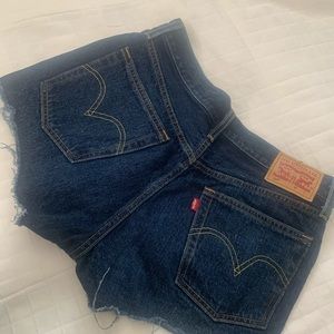 Levi shorts